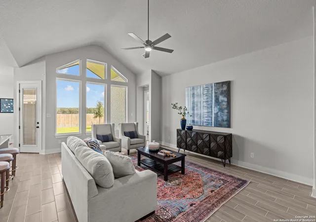 Photo 4 of Sale Pending at 341 Mountain Oak, Castroville, TX 78009 | MLS# 1868128 | Listing updated on 2025-12-01