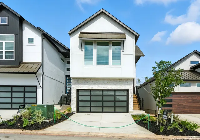 Photo 2 of Sale Pending at 20675 Huebner Rd Unit 708, San Antonio, TX 78258 | MLS# 1868158 | Listing updated on 2025-10-27