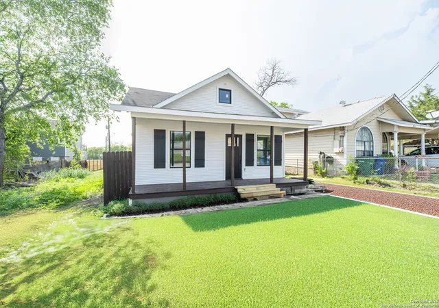 Photo 1 of Single family home for sale at 623 S Monumental, San Antonio, TX 78203 | MLS# 1868230 | Listing updated on 2025-05-30