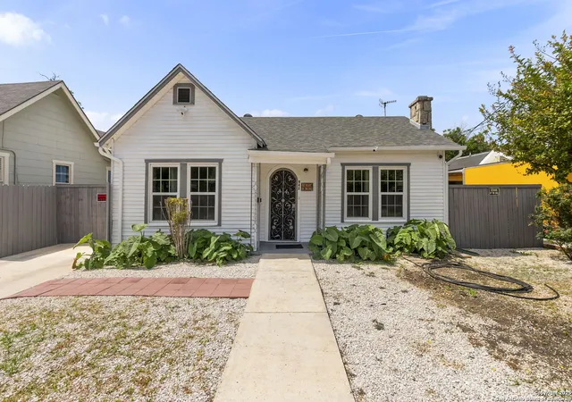 1st image of 942 Mcilvaine, San Antonio, TX 78201 | MLS# 1868293
