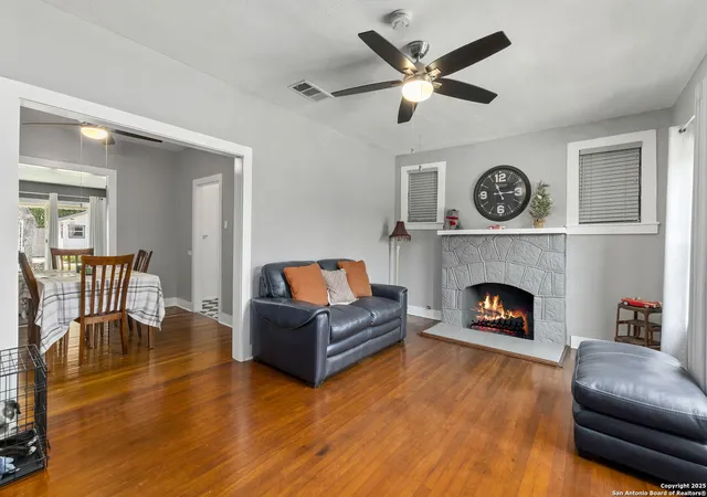 3rd image of 942 Mcilvaine, San Antonio, TX 78201 | MLS# 1868293