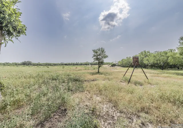2nd image of 1379 County Road 772, Natalia, TX 78059 | MLS# 1868297