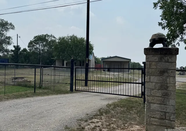Photo 2 of Multi family home for sale at 12365 Rudolph, Atascosa, TX 78002 | MLS# 1868307 | Listing updated on 2025-05-31