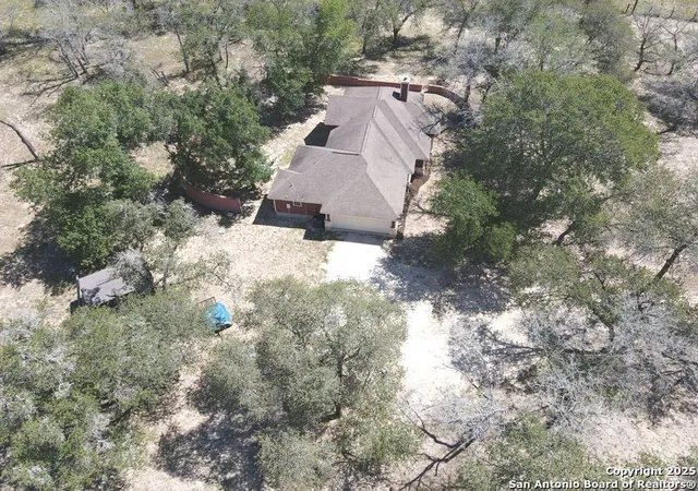 37th image of 118 Willow Creek, Floresville, TX 78114 | MLS# 1868311