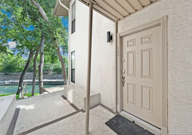 1st image of 365 S Gilbert # 365, New Braunfels, TX 78130 | MLS# 1868420