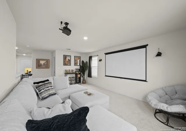 Photo 3 of Single family home for sale at 6307 Willow Point Blvd, San Antonio, TX 78219 | MLS# 1868437 | Listing updated on 2025-09-23
