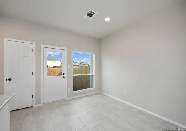 Photo 4 of House for sale at 8615 Valentina, San Antonio, TX 78245 | MLS# 1868517 | Listing updated on 2025-10-01