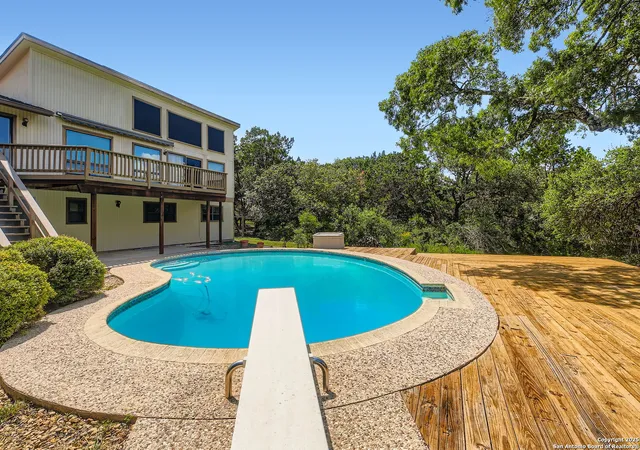 Photo 3 of Sale Pending at 9118 Fox Briar, Boerne, TX 78006 | MLS# 1868544 | Listing updated on 2025-09-30