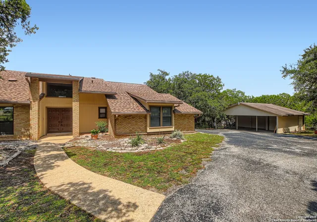 Photo 3 of Sale Pending at 9118 Fox Briar, Boerne, TX 78006 | MLS# 1868544 | Listing updated on 2025-09-30