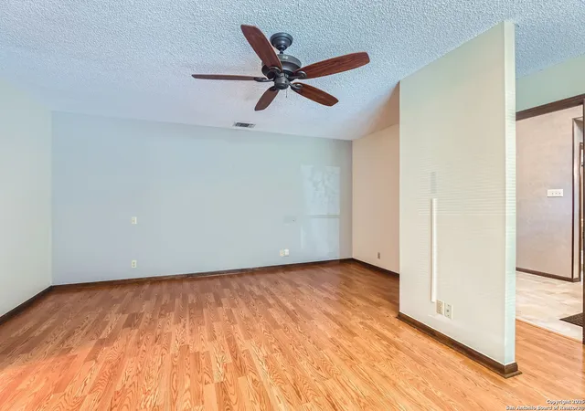 Photo 4 of Sale Pending at 9118 Fox Briar, Boerne, TX 78006 | MLS# 1868544 | Listing updated on 2025-09-30