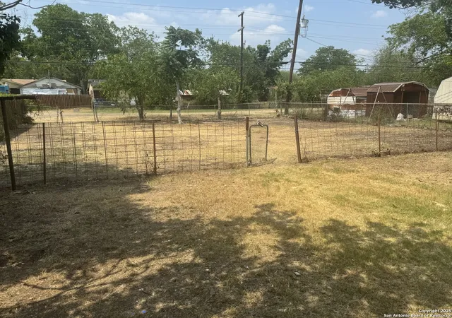Photo 4 of Sale Pending at 3711 Southport, San Antonio, TX 78223 | MLS# 1868579 | Listing updated on 2025-12-08