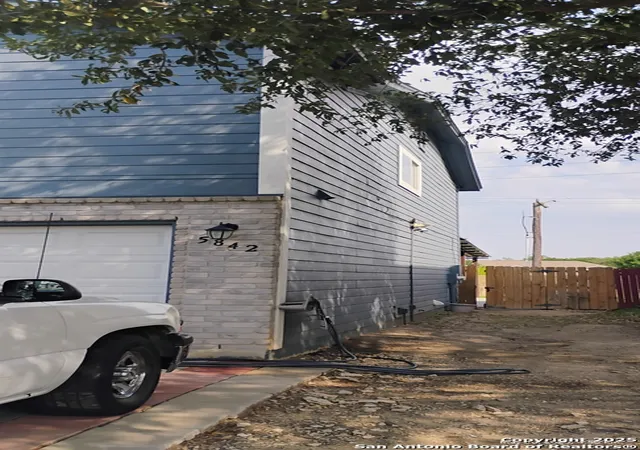 Photo 2 of Single family home for sale at 5842 Clipper Port, San Antonio, TX 78239 | MLS# 1868583 | Listing updated on 2025-10-13