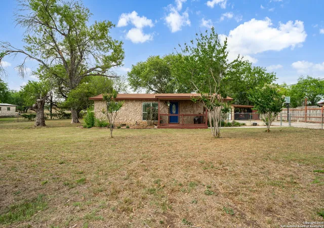 4th image of 11301 Ford, Adkins, TX 78101 | MLS# 1868618