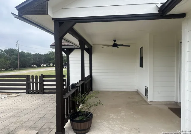 Photo 4 of Sale Pending at 185 Quail Valley Dr, Bandera, TX 78003 | MLS# 1868628 | Listing updated on 2026-03-24