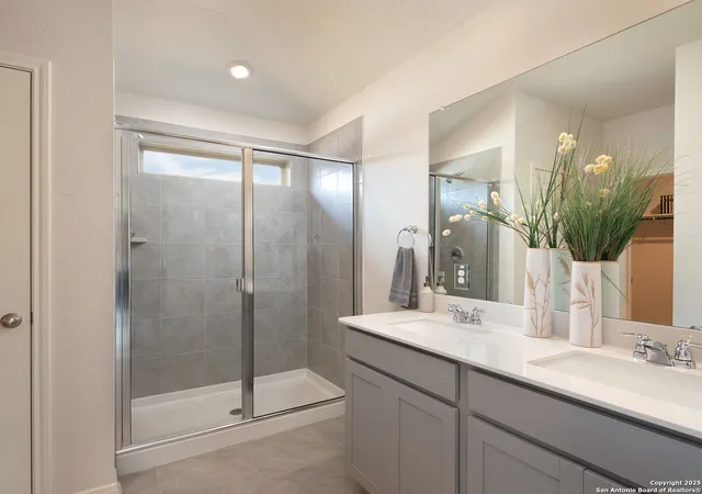 Photo 4 of Sale Pending at 103 Barton Point, San Marcos, TX 78666 | MLS# 1868702 | Listing updated on 2025-08-20