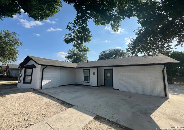 1st image of 8901 Bowline, San Antonio, TX 78242 | MLS# 1868836