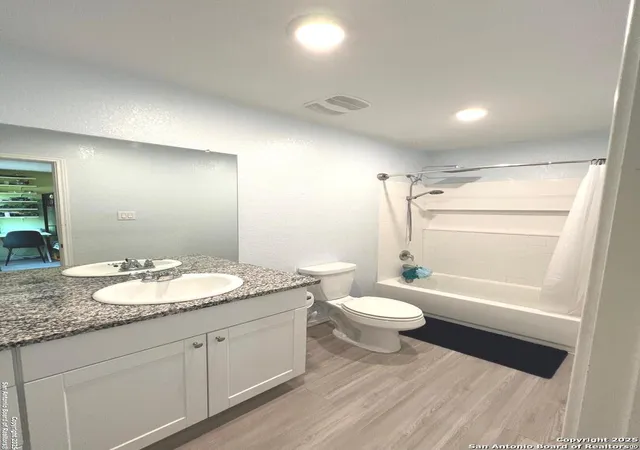4th image of 112 Agave Circle, Jourdanton, TX 78026 | MLS# 1868842