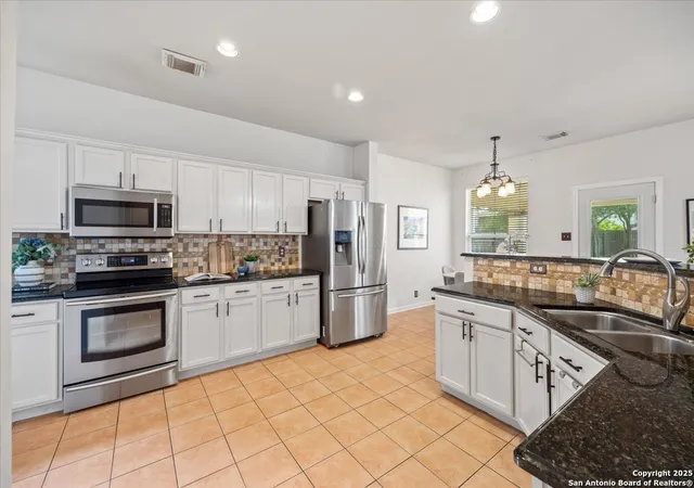 Photo 3 of Sale Pending at 2530 Lakehills, San Antonio, TX 78251 | MLS# 1868872 | Listing updated on 2025-09-08