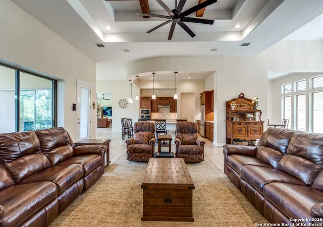 Photo 4 of Single family home for sale at 1556 Canyon Lake Dr, Canyon Lake, TX 78133 | MLS# 1869003 | Listing updated on 2025-10-12