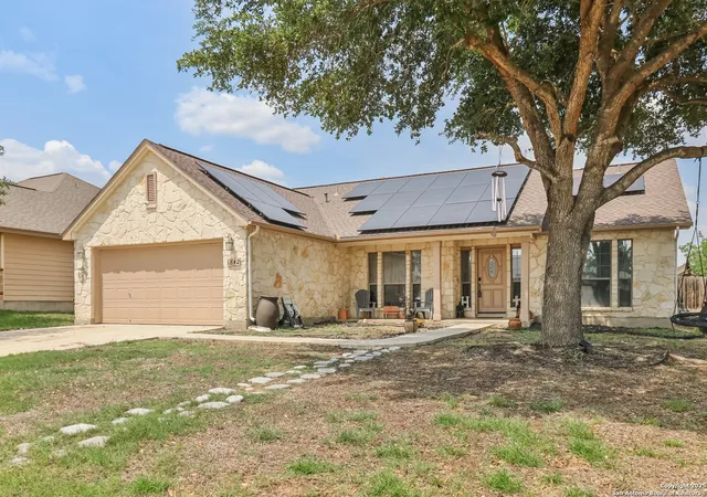 Photo 1 of Single family home for sale at 1842 Wayward, Pleasanton, TX 78064 | MLS# 1869018 | Listing updated on 2025-08-21