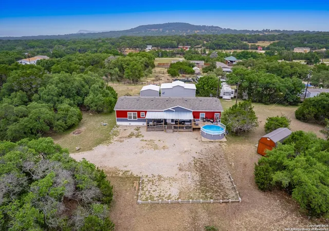 2nd image of 558 Private Rd 1507, Bandera, TX 78003 | MLS# 1869021