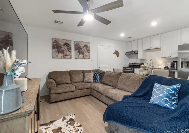 Photo 3 of Single family home for sale at 8119 Nube Medina, San Antonio, TX 78252 | MLS# 1869043 | Listing updated on 2025-11-21