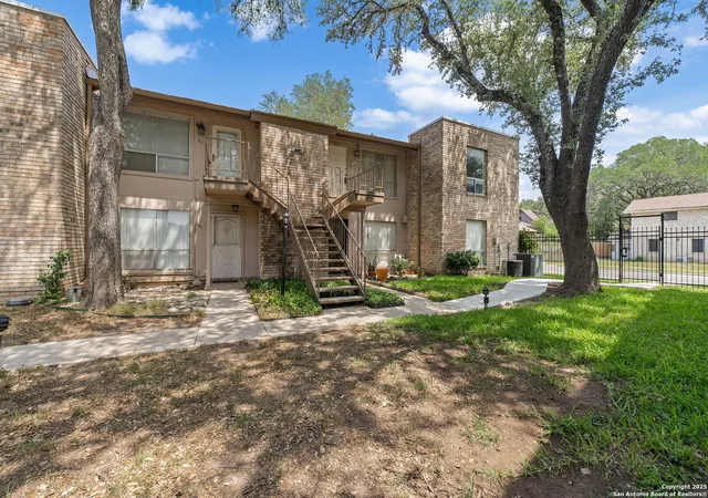 2nd image of 9419 Powhatan #504, San Antonio, TX 78230 | MLS# 1869086