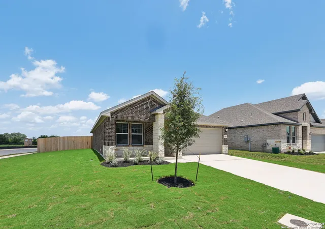 Photo 3 of Sale Pending at 12605 Winding Butte, Schertz, TX 78154 | MLS# 1869130 | Listing updated on 2026-03-03
