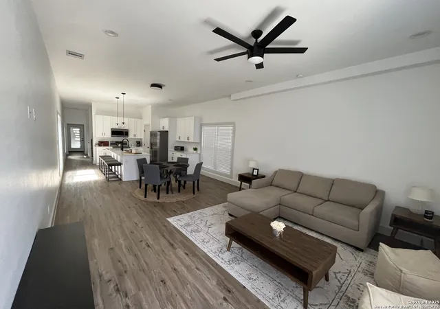 Photo 3 of Single family home for sale at 321 Porter St, San Antonio, TX 78210 | MLS# 1869161 | Listing updated on 2025-09-18
