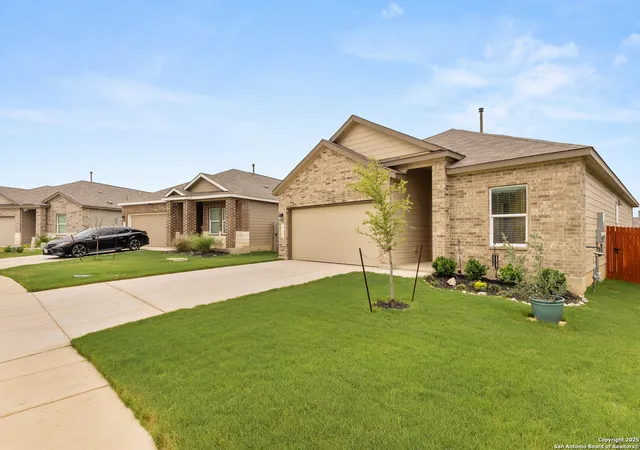 Photo 1 of Sale Pending at 31908 Native Sun, Bulverde, TX 78163 | MLS# 1869196 | Listing updated on 2025-10-15