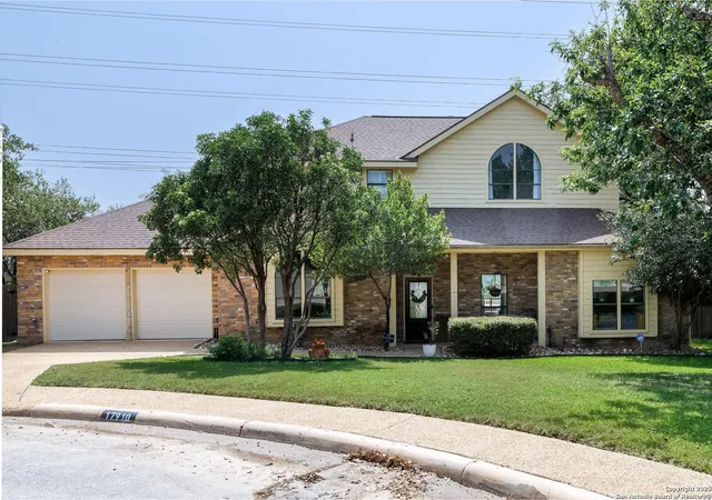 Photo 2 of Single family home for sale at 17910 Winter Hill, San Antonio, TX 78258 | MLS# 1869348 | Listing updated on 2025-08-26