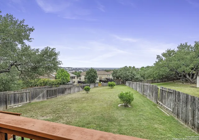 Photo 2 of Sale Pending at 18131 Muir Glen Dr, San Antonio, TX 78257 | MLS# 1869371 | Listing updated on 2025-11-11