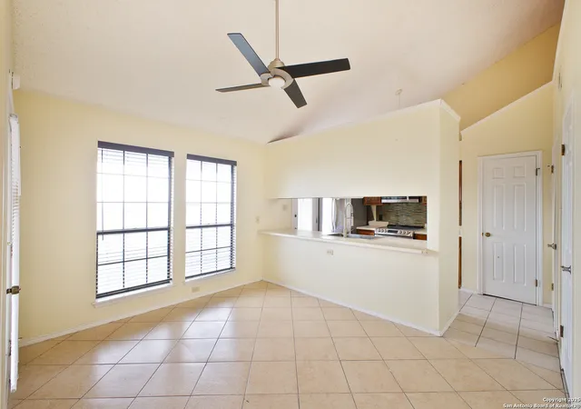 Photo 4 of Condo for sale at 6100 Woodlake Pkwy #706, San Antonio, TX 78244 | MLS# 1869418 | Listing updated on 2026-01-29