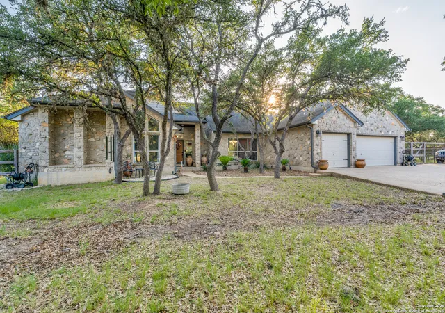 Photo 3 of Single family home for sale at 31763 Scarteen, Boerne, TX 78015 | MLS# 1869441 | Listing updated on 2026-01-31