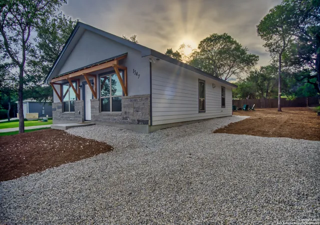 Photo 1 of Sale Pending at 1547 Bonnyview Dr, Canyon Lake, TX 78133 | MLS# 1869443 | Listing updated on 2026-08-15