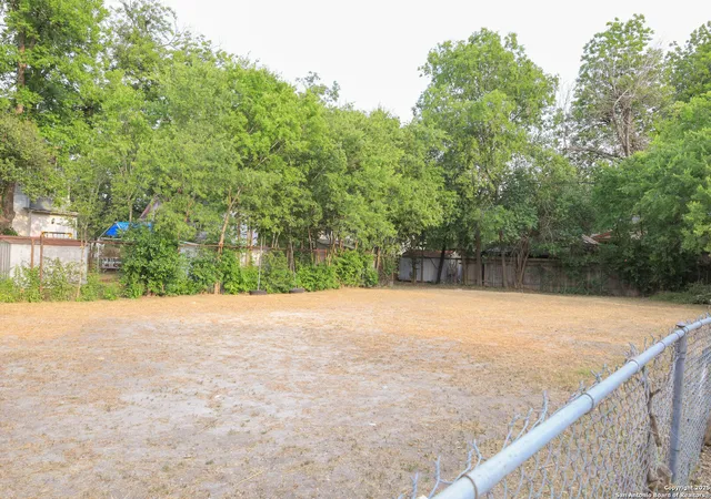 Photo 3 of Single family home for sale at 418 Cavalier, San Antonio, TX 78225 | MLS# 1869453 | Listing updated on 2025-10-07