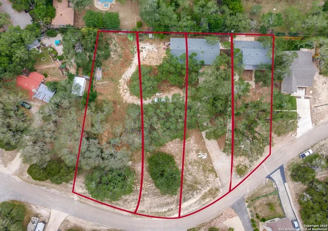 Photo 38 of Single family home for sale at 1071 Diamondhead Dr, Canyon Lake, TX 78133 | MLS# 1869493 | Listing updated on 2026-03-13
