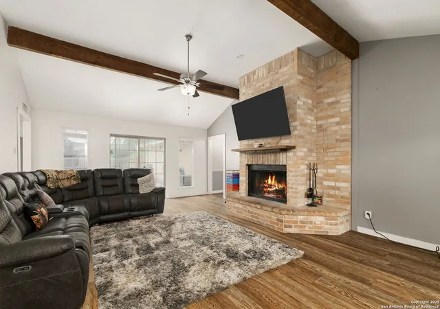 Photo 3 of Single family home for sale at 402 Teakwood, Victoria, TX 77901 | MLS# 1869554 | Listing updated on 2025-06-03