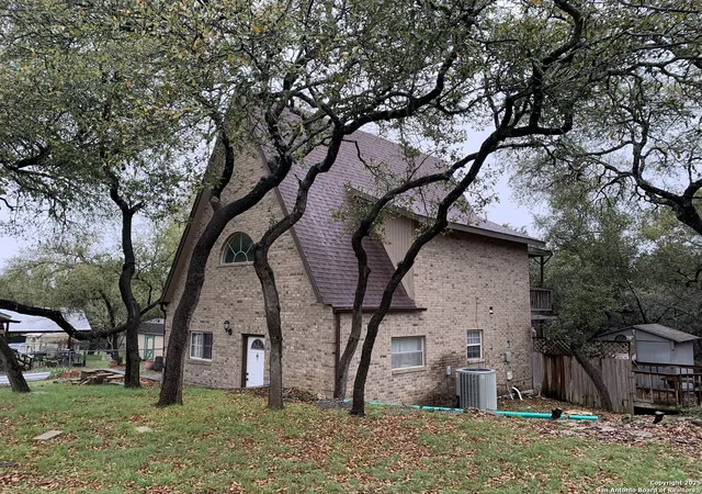 3rd image of 1076 Eastview, Canyon Lake, TX 78133 | MLS# 1869607