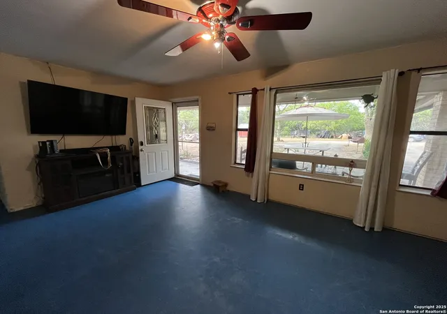 3rd image of 512 Brown Lane, Floresville, TX 78114 | MLS# 1869624