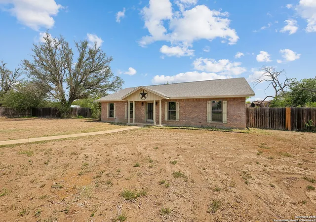 Photo 3 of Sale Pending at 1312 Acorn, Hondo, TX 78861 | MLS# 1869628 | Listing updated on 2026-01-07