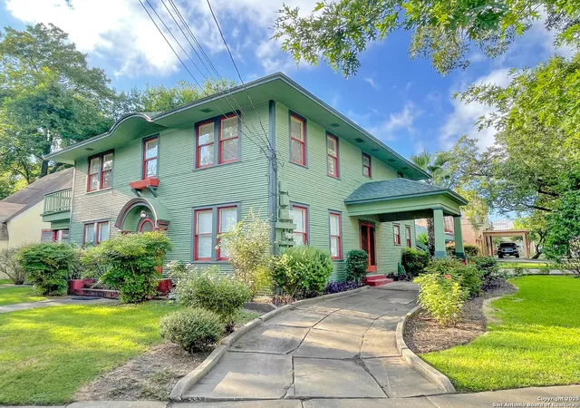 2nd image of 436 W Gramercy Pl, San Antonio, TX 78212 | MLS# 1869668