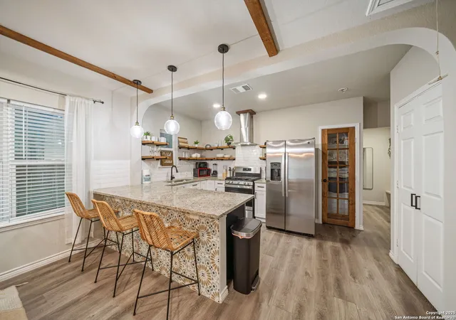 Photo 4 of Sale Pending at 1341 Paso Hondo, San Antonio, TX 78202 | MLS# 1869681 | Listing updated on 2025-10-16