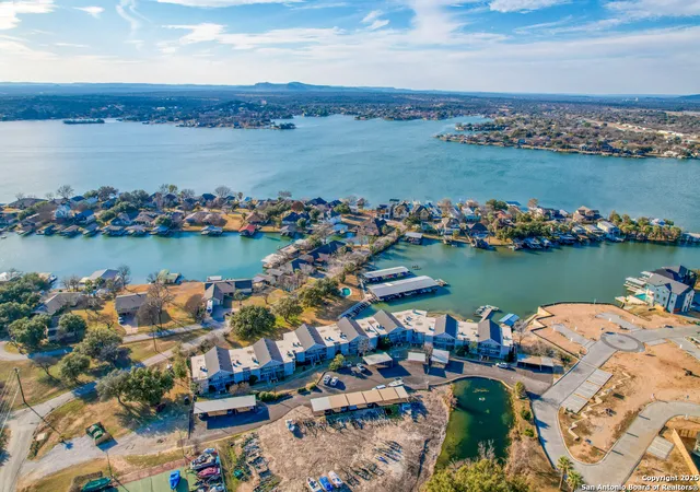 2nd image of 806 Highcrest #19, Granite Shoals, TX 78654 | MLS# 1869721