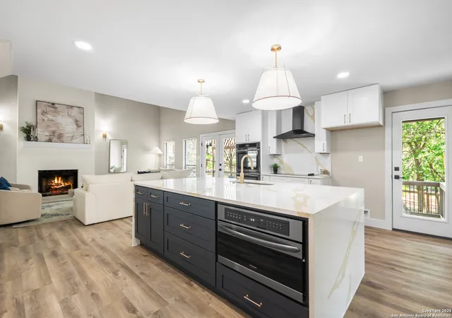 Photo 3 of Sale Pending at 29302 Grand Coteau, Boerne, TX 78015 | MLS# 1869820 | Listing updated on 2025-09-23