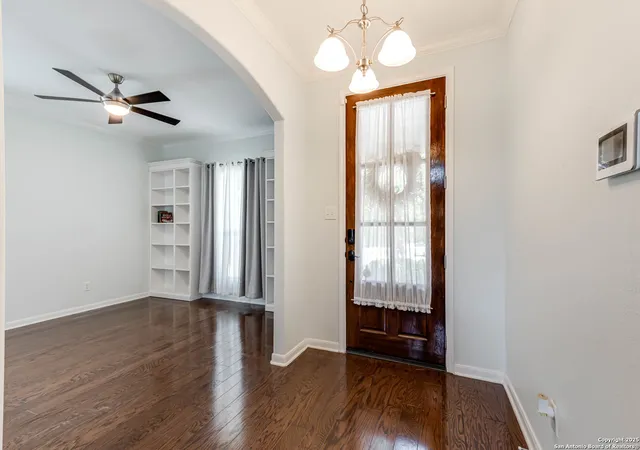 Photo 3 of Single family home for sale at 3319 Brooktree Ct, San Antonio, TX 78261 | MLS# 1869860 | Listing updated on 2025-06-04