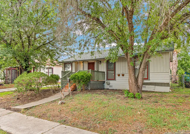 Photo 2 of Single family home for sale at 604 Westwood Dr, San Antonio, TX 78212 | MLS# 1870080 | Listing updated on 2025-06-06