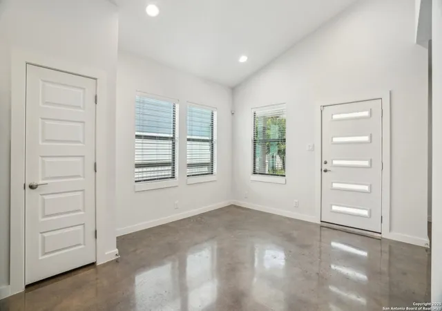 Photo 2 of Single family home for sale at 1130 N Olive St, San Antonio, TX 78202 | MLS# 1870326 | Listing updated on 2025-10-04