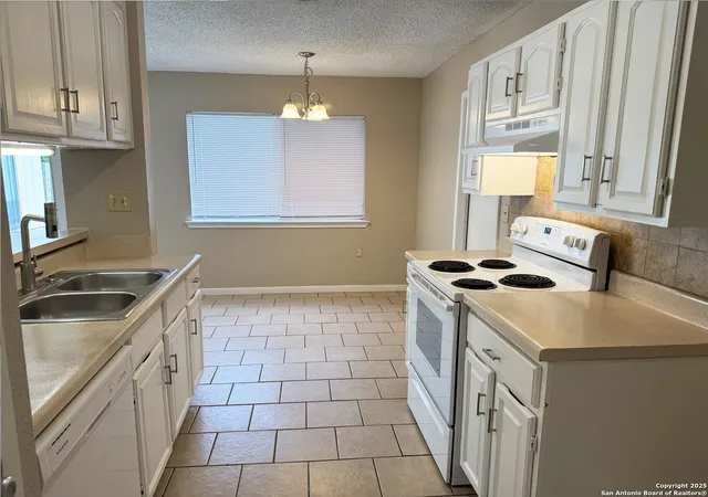 5th image of 12226 E Valley Forge, San Antonio, TX 78233 | MLS# 1870331