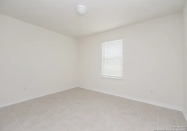 Photo 3 of Sale Pending at 14431 Stinger Hook, Elmendorf, TX 78112 | MLS# 1870339 | Listing updated on 2025-11-28